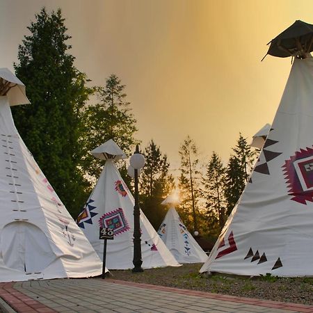 Wioska Indianska River Park Zator Exterior photo